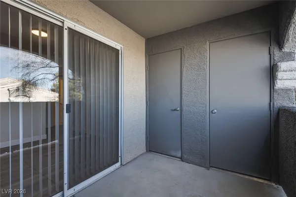 $1,595 | 5055 West Hacienda Avenue, Unit 2122, Las Vegas, NV 89118