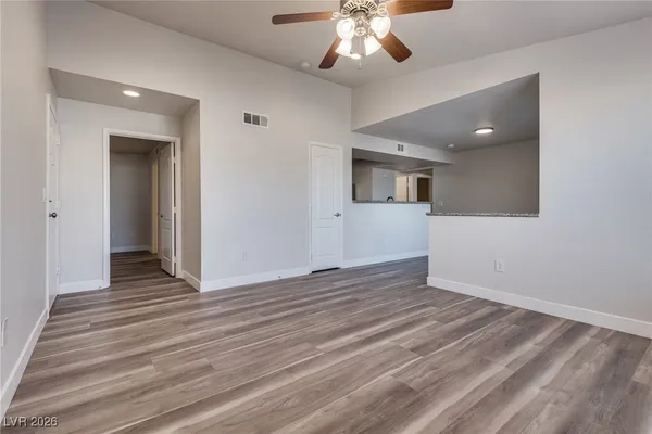 $1,595 | 5055 West Hacienda Avenue, Unit 2122, Las Vegas, NV 89118
