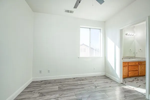 $739,000 | 2707 East Omaha Avenue, Fresno, CA 93720