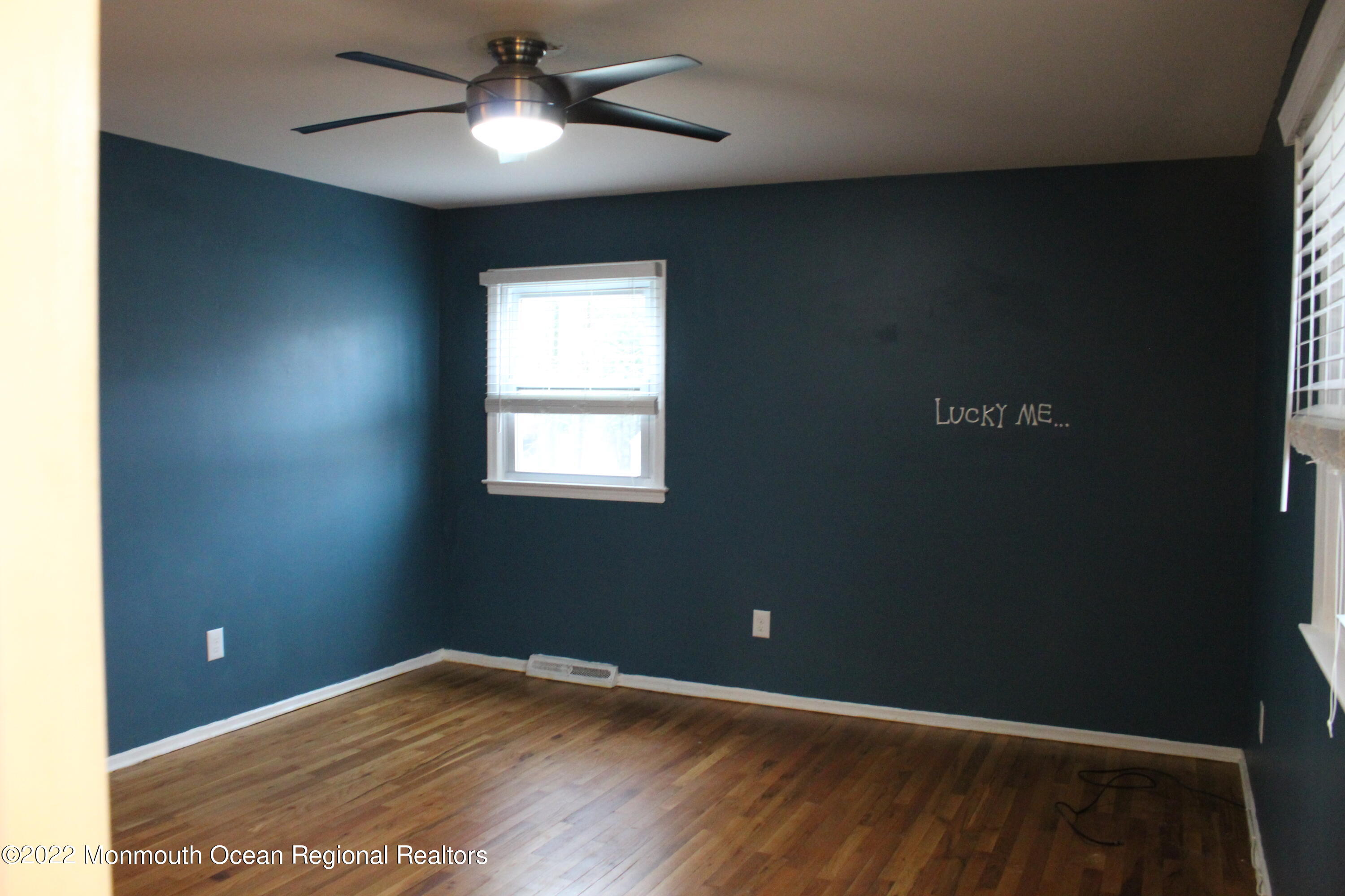 19 Lancelot Road Manalapan, NJ 07726 - Photo 12 of 33 IMG_0117
