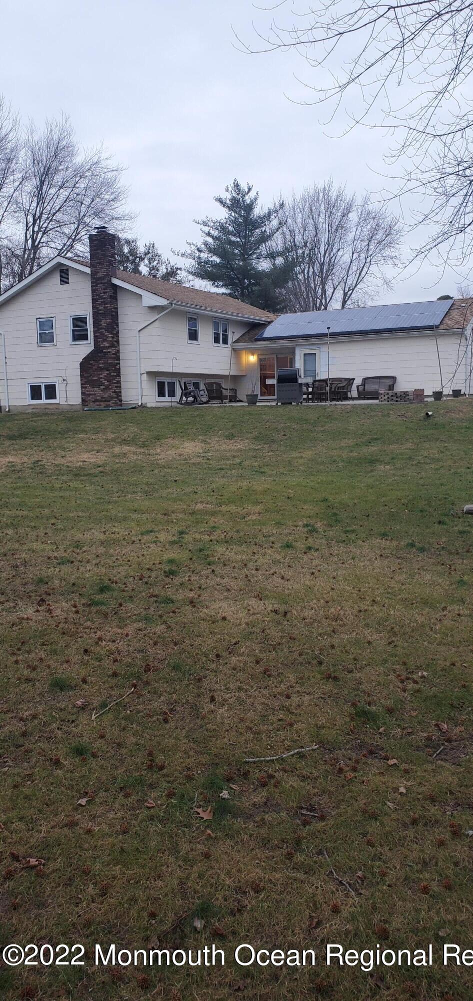 19 Lancelot Road Manalapan, NJ 07726 - Photo 30 of 33 20220116_154215