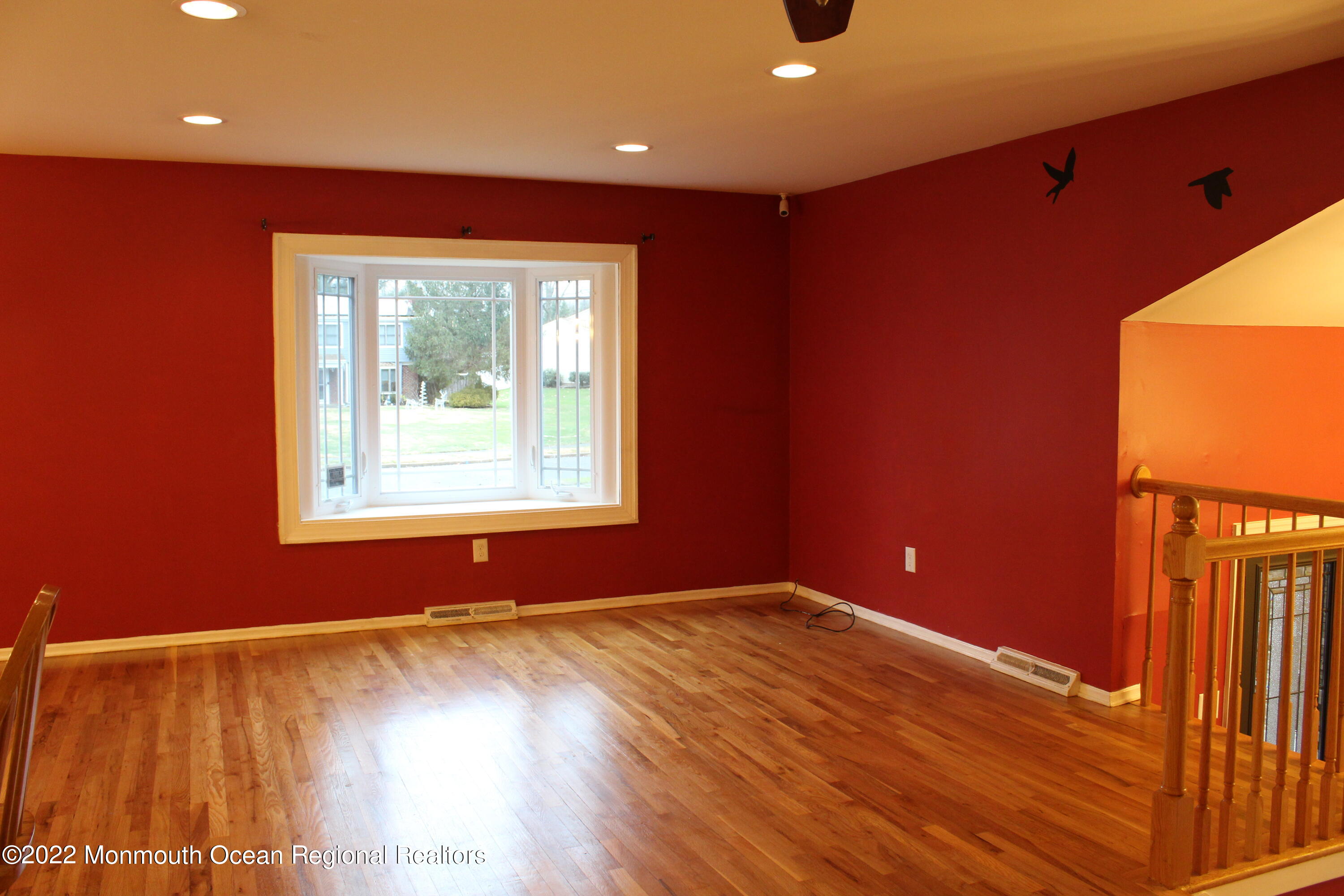19 Lancelot Road Manalapan, NJ 07726 - Photo 6 of 33 IMG_0103