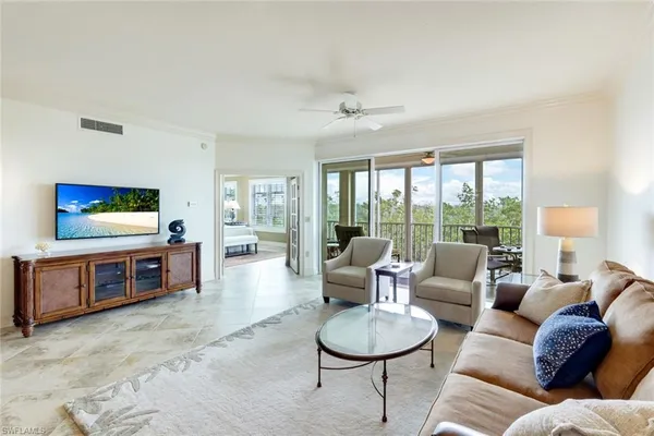 $949,000 | 262 Barefoot Beach Boulevard, Unit 203, Bonita Springs, FL 34134