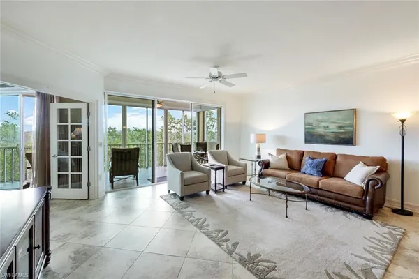 $949,000 | 262 Barefoot Beach Boulevard, Unit 203, Bonita Springs, FL 34134