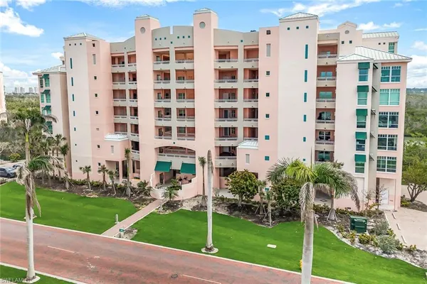$949,000 | 262 Barefoot Beach Boulevard, Unit 203, Bonita Springs, FL 34134