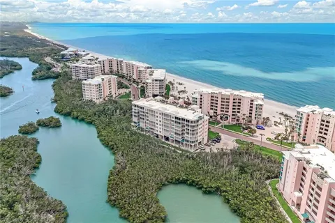 $1,000,000 | 262 Barefoot Beach Boulevard, Unit 203, Bonita Springs, FL 34134