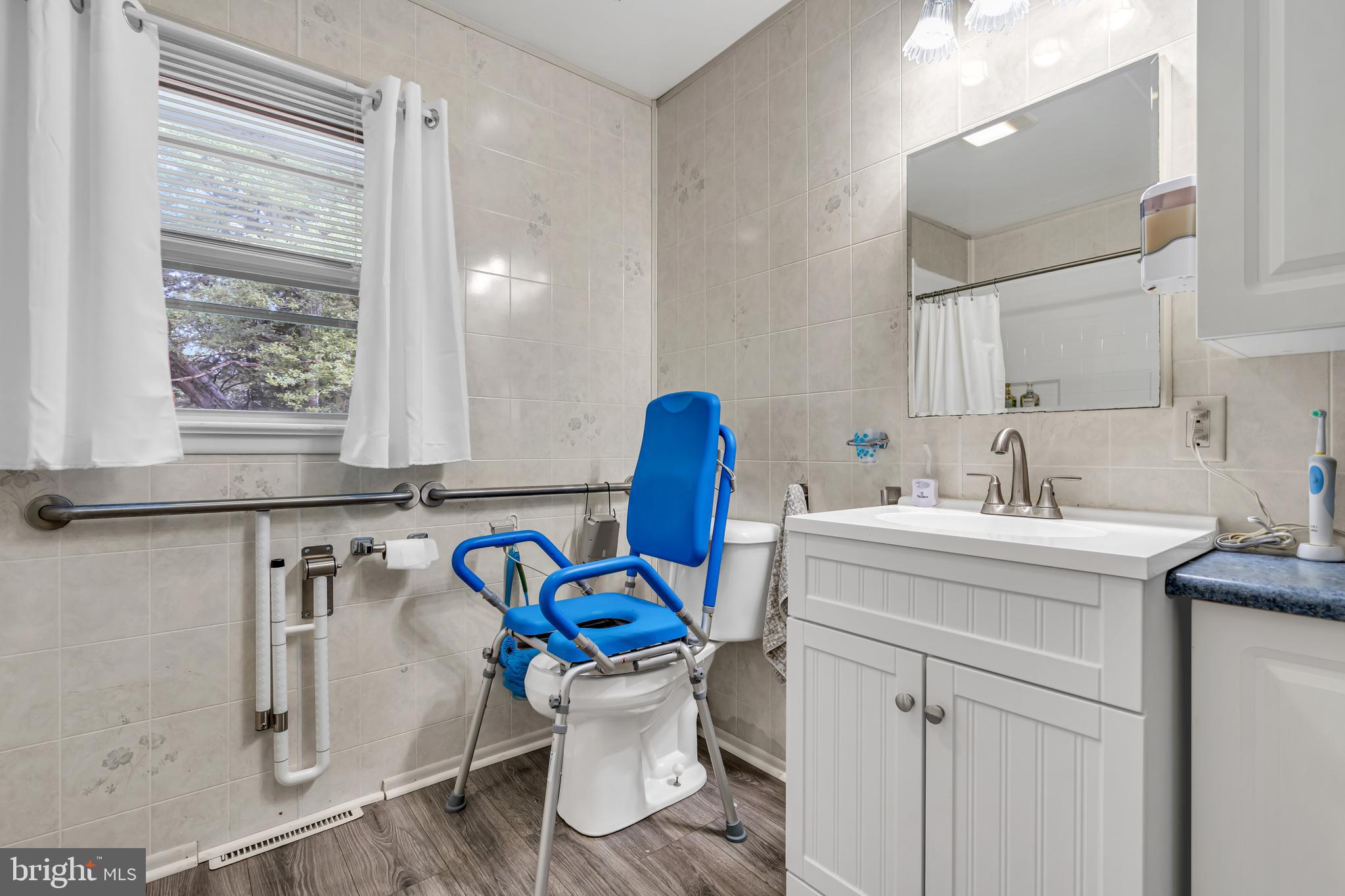 733 Buck Road Monroeville, NJ 08343 - Photo 14 of 24 Full Bathroom