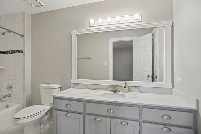 $309,000 | 17110 Jeremy Lane, Tinley Park, IL 60487