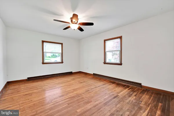 $1,575 | 27 Roselle Avenue, Lancaster, PA 17603