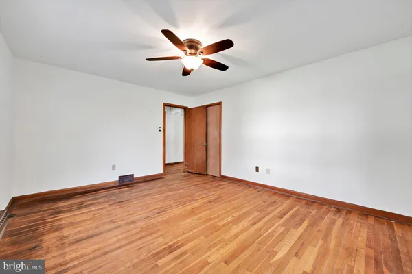 $1,575 | 27 Roselle Avenue, Lancaster, PA 17603