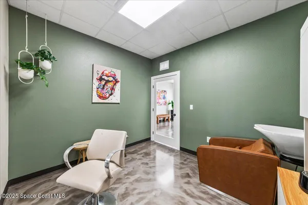 a bathroom with a toilet