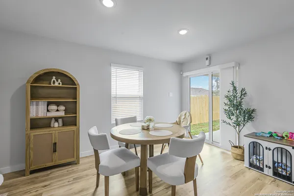 $264,500 | 5323 Franklin Hills, Von Ormy, TX 78073