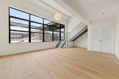 $799,999 | 300 Communipaw Avenue, Unit 234, Jersey City, NJ 07304