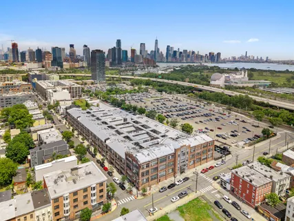 $799,999 | 300 Communipaw Avenue, Unit 234, Jersey City, NJ 07304