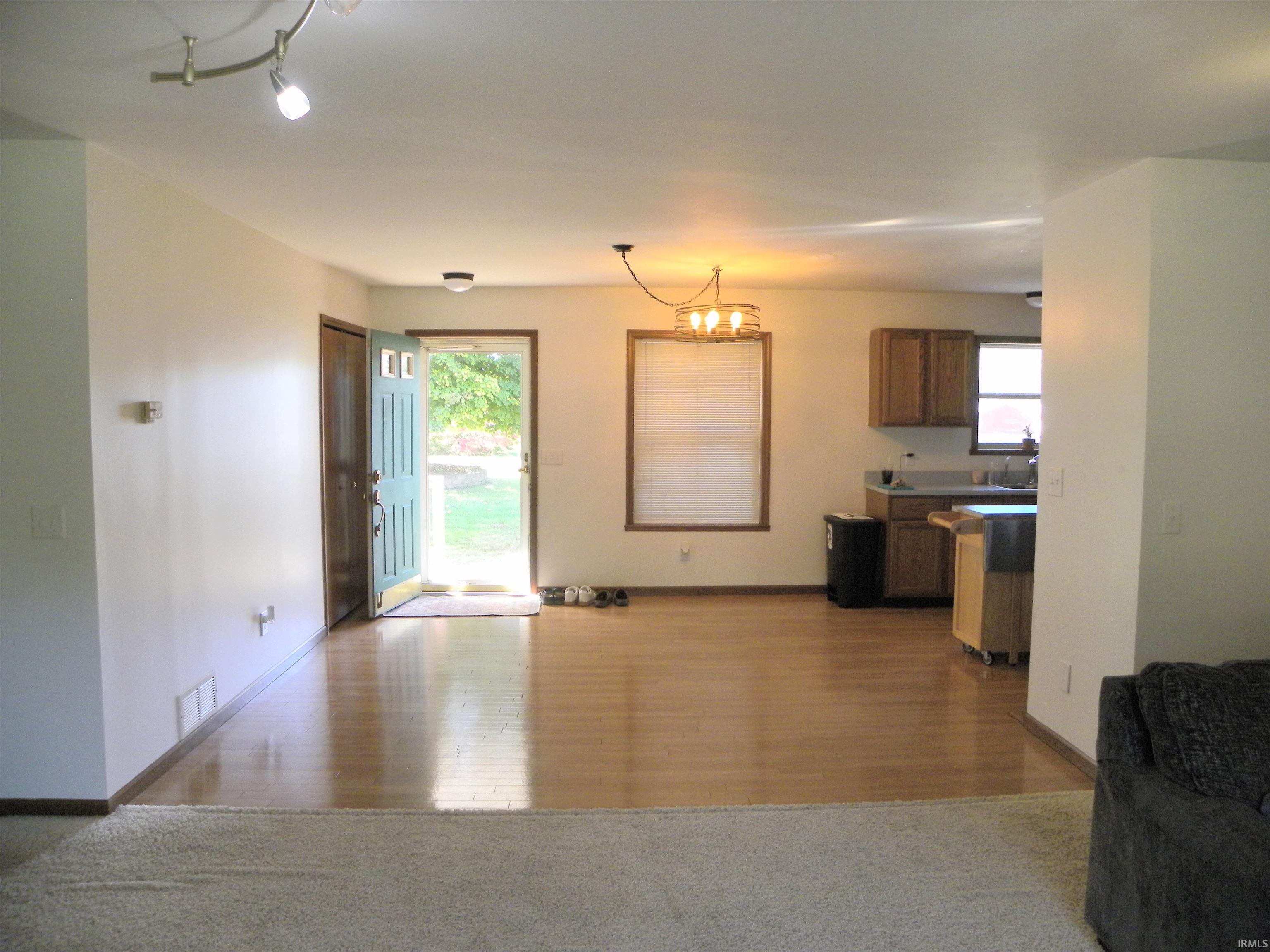 3303 Westward Road Spencer, IN 47460 - Photo 7 of 25 Gallery Image 7