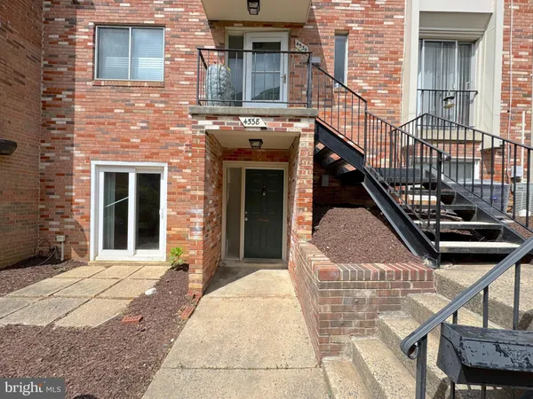 $2,400 | 4538 Conwell Drive, Unit 229, Annandale, VA 22003