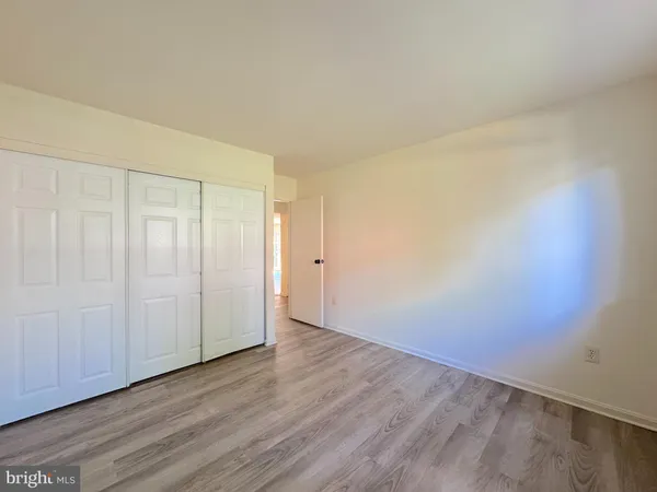 $2,400 | 4538 Conwell Drive, Unit 229, Annandale, VA 22003