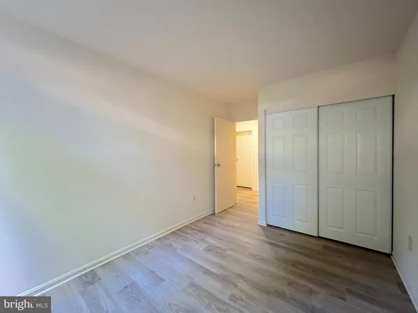 $2,400 | 4538 Conwell Drive, Unit 229, Annandale, VA 22003