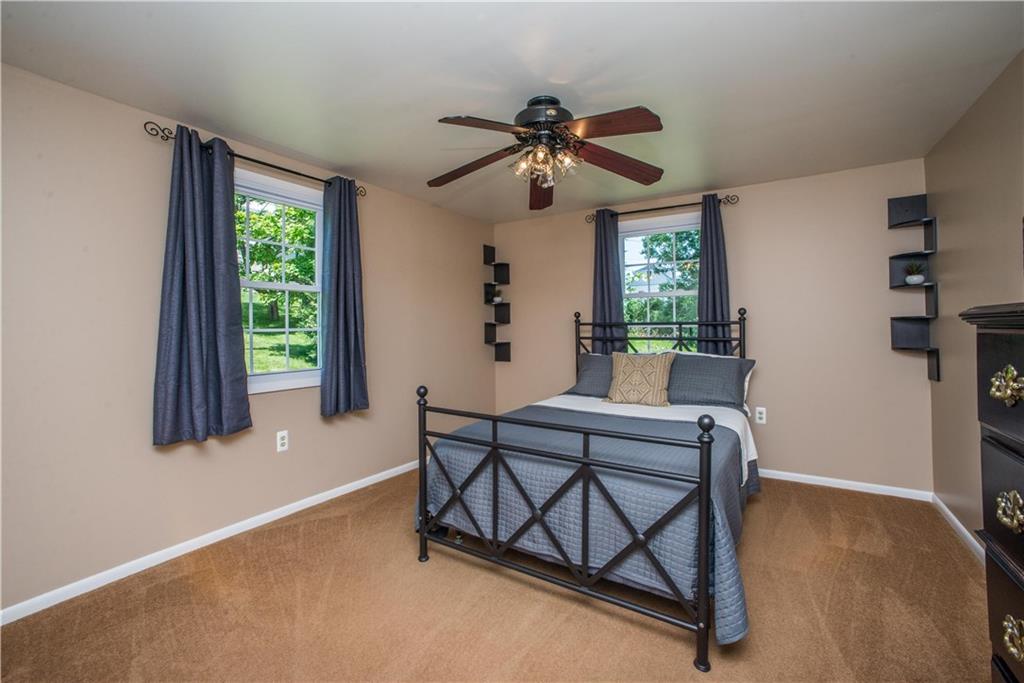 5416 Library Road Bethel Park, PA 15102 - Photo 17 of 25 Gallery Image 17