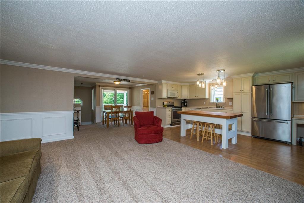 5416 Library Road Bethel Park, PA 15102 - Photo 6 of 25 Gallery Image 6