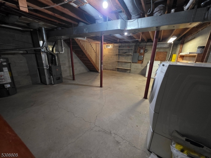 40 Constitution Way Franklin, NJ 07416 - Photo 9 of 13 a view of empty room