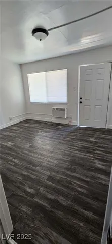 $900 | 312 West Cleveland Avenue, Unit 10, Las Vegas, NV 89102