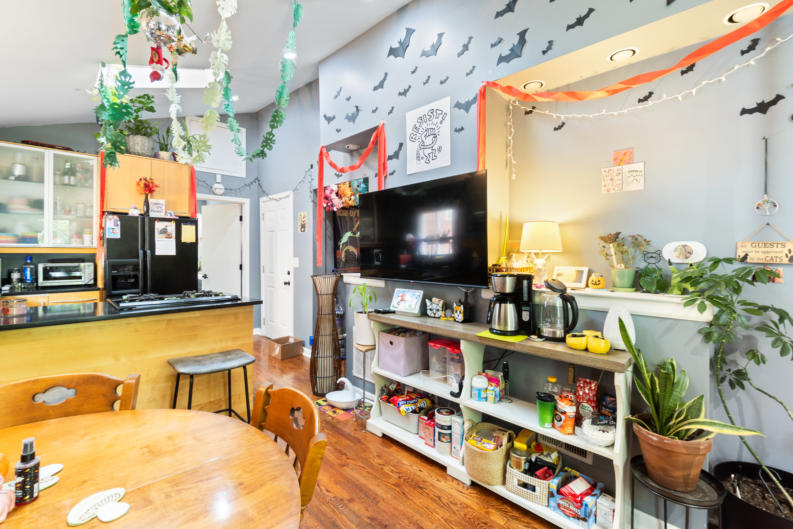 1111 South Campbell Avenue Chicago, IL 60612 - Photo 15 of 28 a living room with lots of furniture and a flat screen tv
