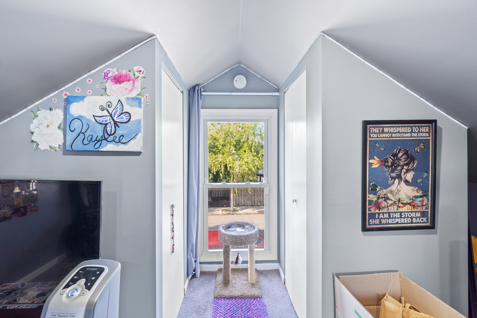 1111 South Campbell Avenue Chicago, IL 60612 - Photo 7 of 28 a front view of a house with a window