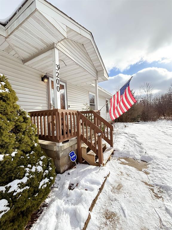 3200 Glover Road Fowlerville, MI 48836 - Photo 3 of 20