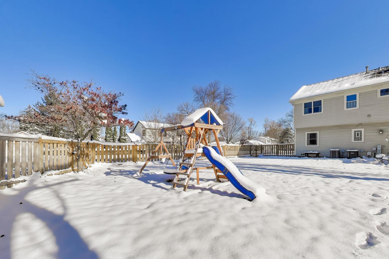 218 North School Street Mount Prospect, IL 60056 - Photo 28 of 30 a view of outdoor space with seating