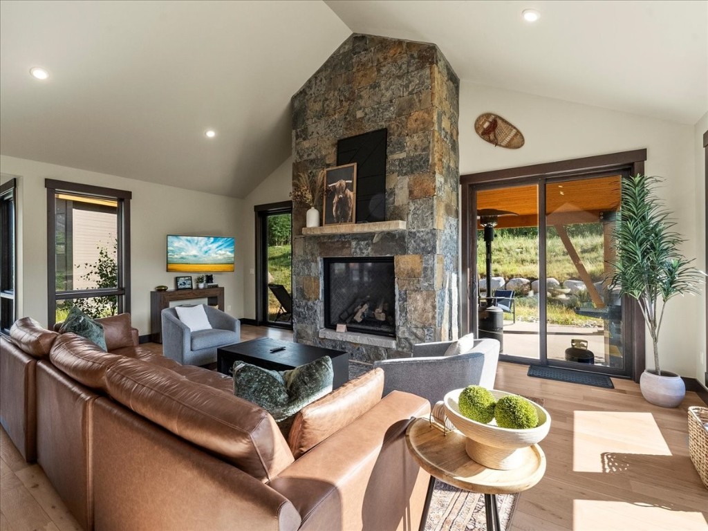 37 Glazer Trail Silverthorne, CO 80498 - Photo 6 of 50 Living Area