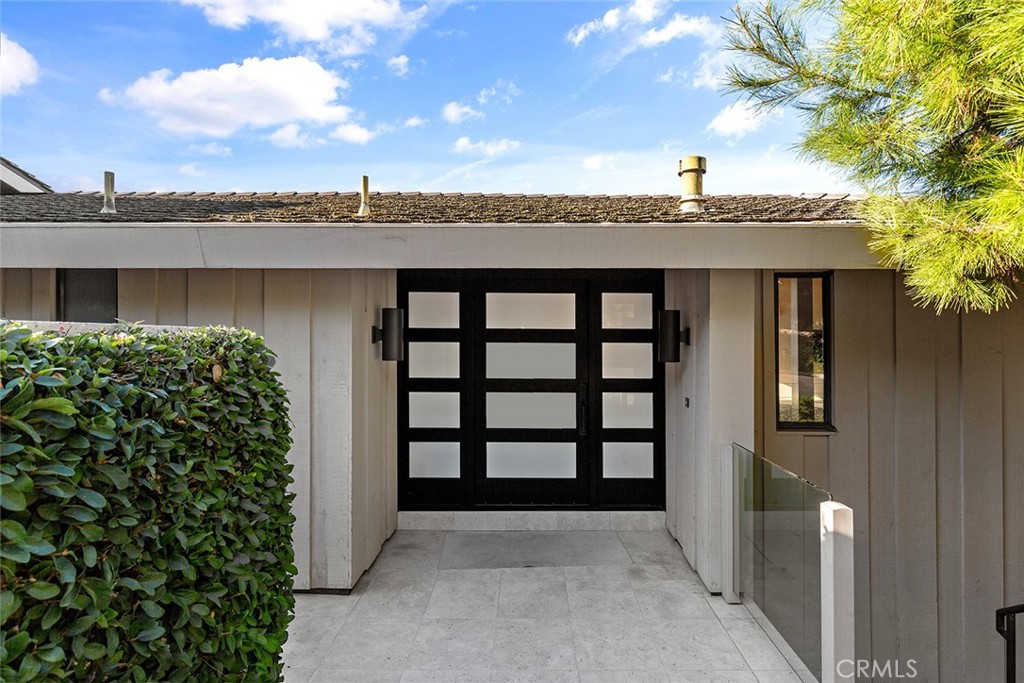 1503 Emerald Bay Laguna Beach, CA 92651 - Photo 15 of 32 a view of a city from a terrace