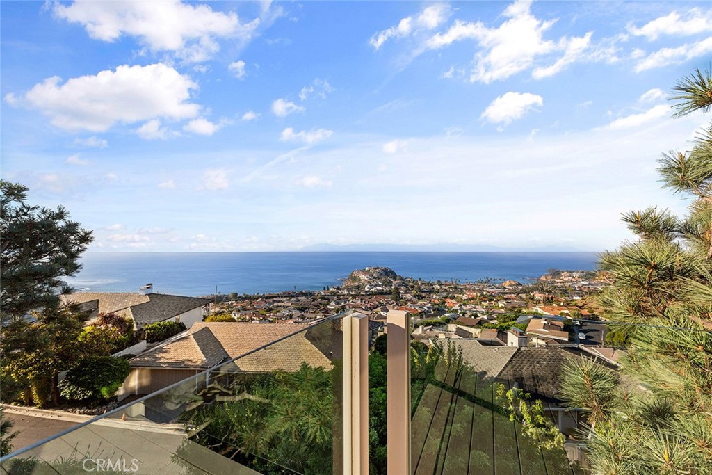 1503 Emerald Bay Laguna Beach, CA 92651 - Photo 2 of 32 a view of a building