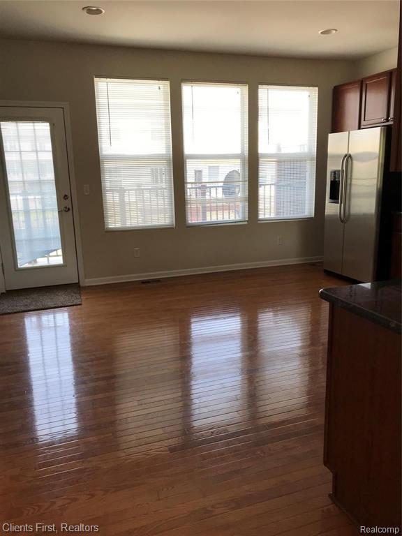 28058 Lightfoot Lane, Unit 324 Novi, MI 48377 - Photo 8 of 46