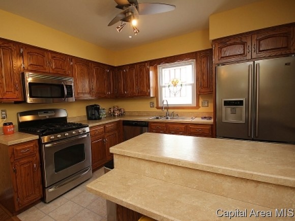 41 Abbott Road Springfield, IL 62704 - Photo 6 of 18