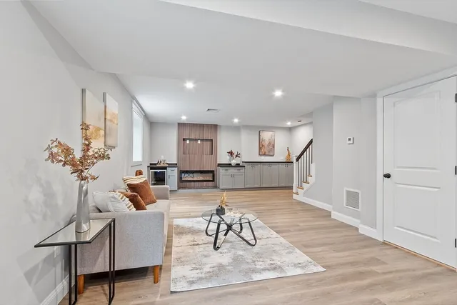 $1,349,999 | 15 B Park Street, North Reading, MA 01864