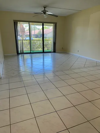 $2,000 | 708 Sunny Pine Way, Unit A1, Greenacres, FL 33415