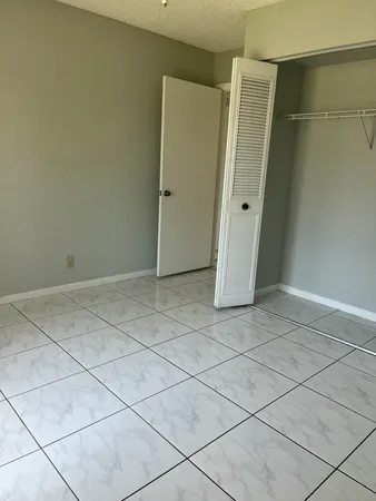 $2,000 | 708 Sunny Pine Way, Unit A1, Greenacres, FL 33415