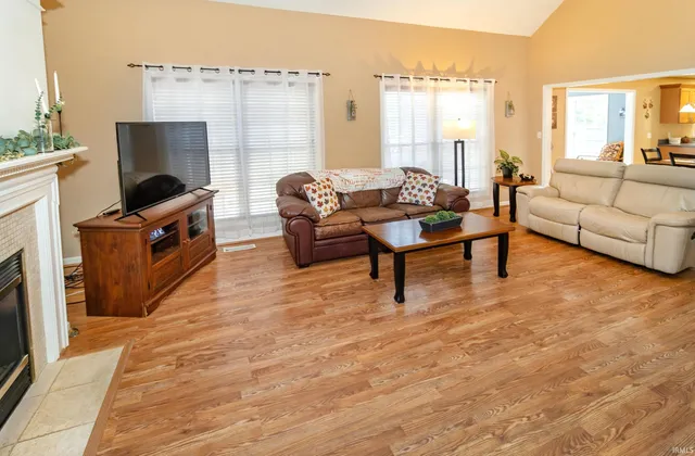 $335,000 | 11535 Breckenridge Drive, Evansville, IN 47725