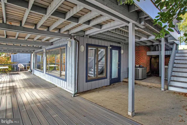 a view of interior space