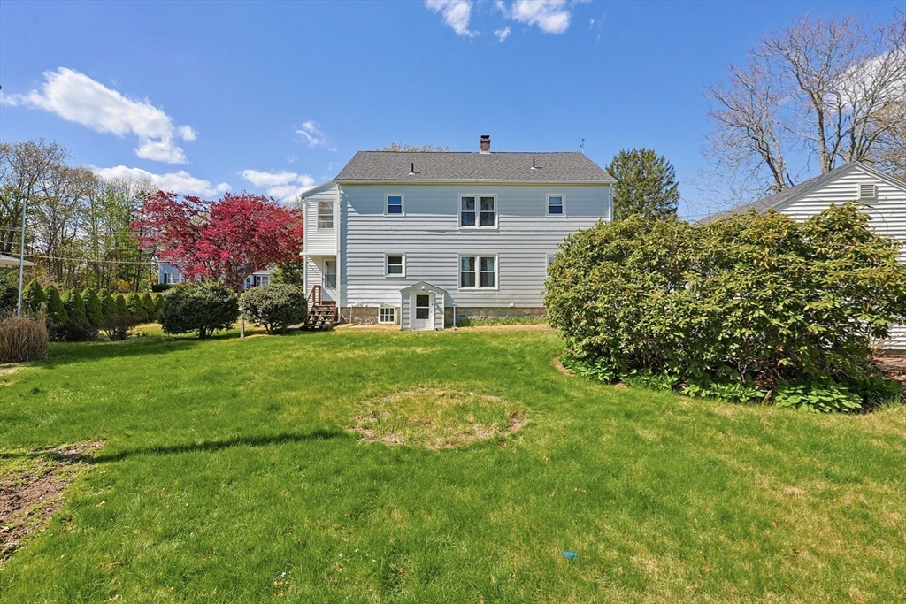 30 Linwood Street Webster, MA 01570 - Photo 5 of 40