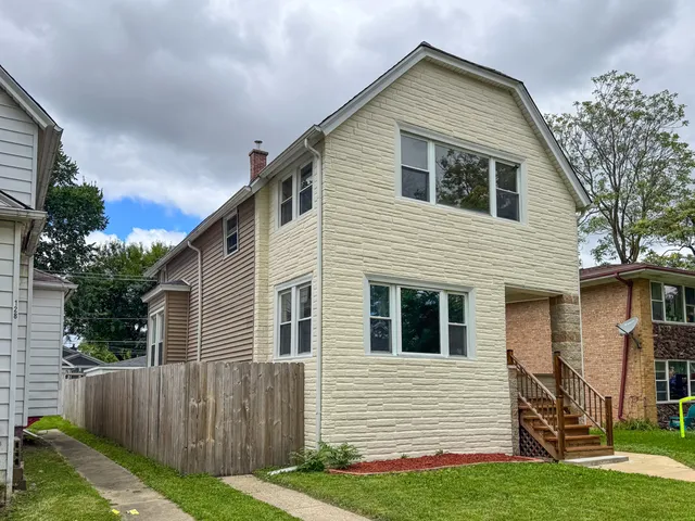 $314,900 | 126 South 12th Avenue, Maywood, IL 60153