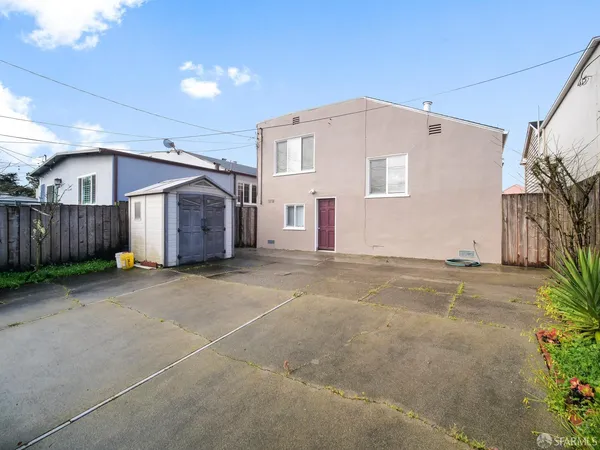 $999,888 | 8 Garden Grove Drive, Daly City, CA 94015