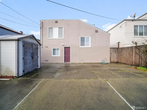 $999,888 | 8 Garden Grove Drive, Daly City, CA 94015