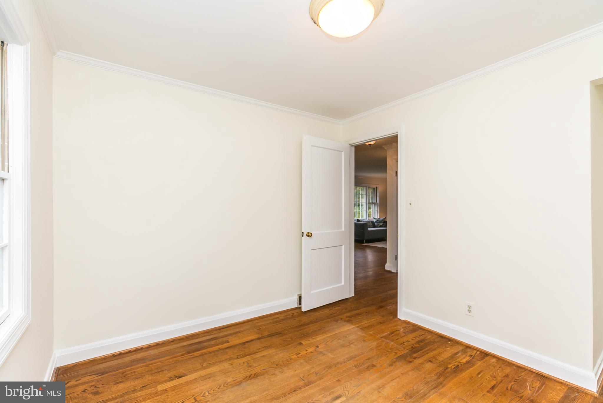 611 Piccadilly Road Baltimore, MD 21204 - Photo 21 of 41 Bedroom 2
