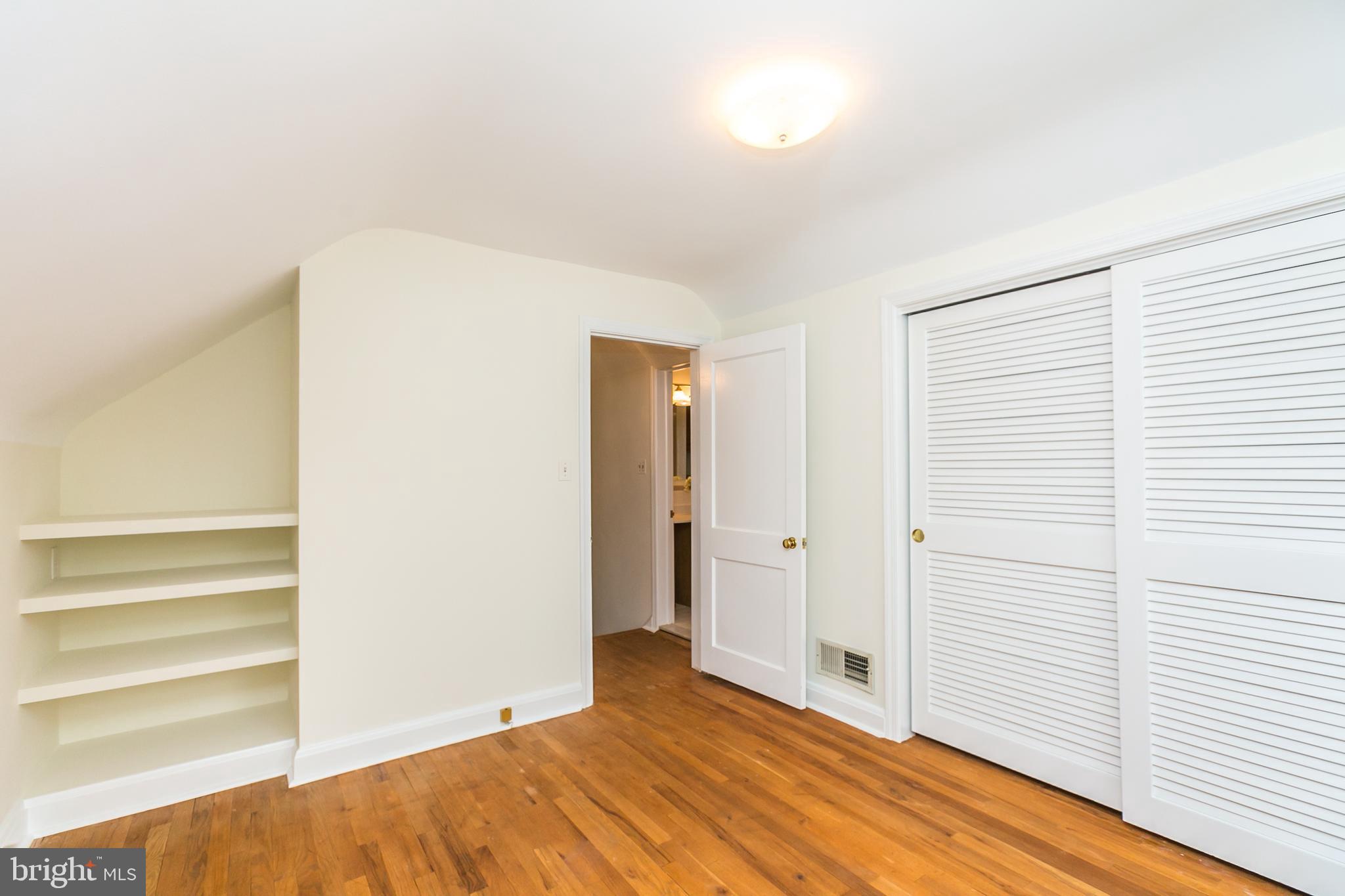 611 Piccadilly Road Baltimore, MD 21204 - Photo 26 of 41 Bedroom 4, upper level with built-ins