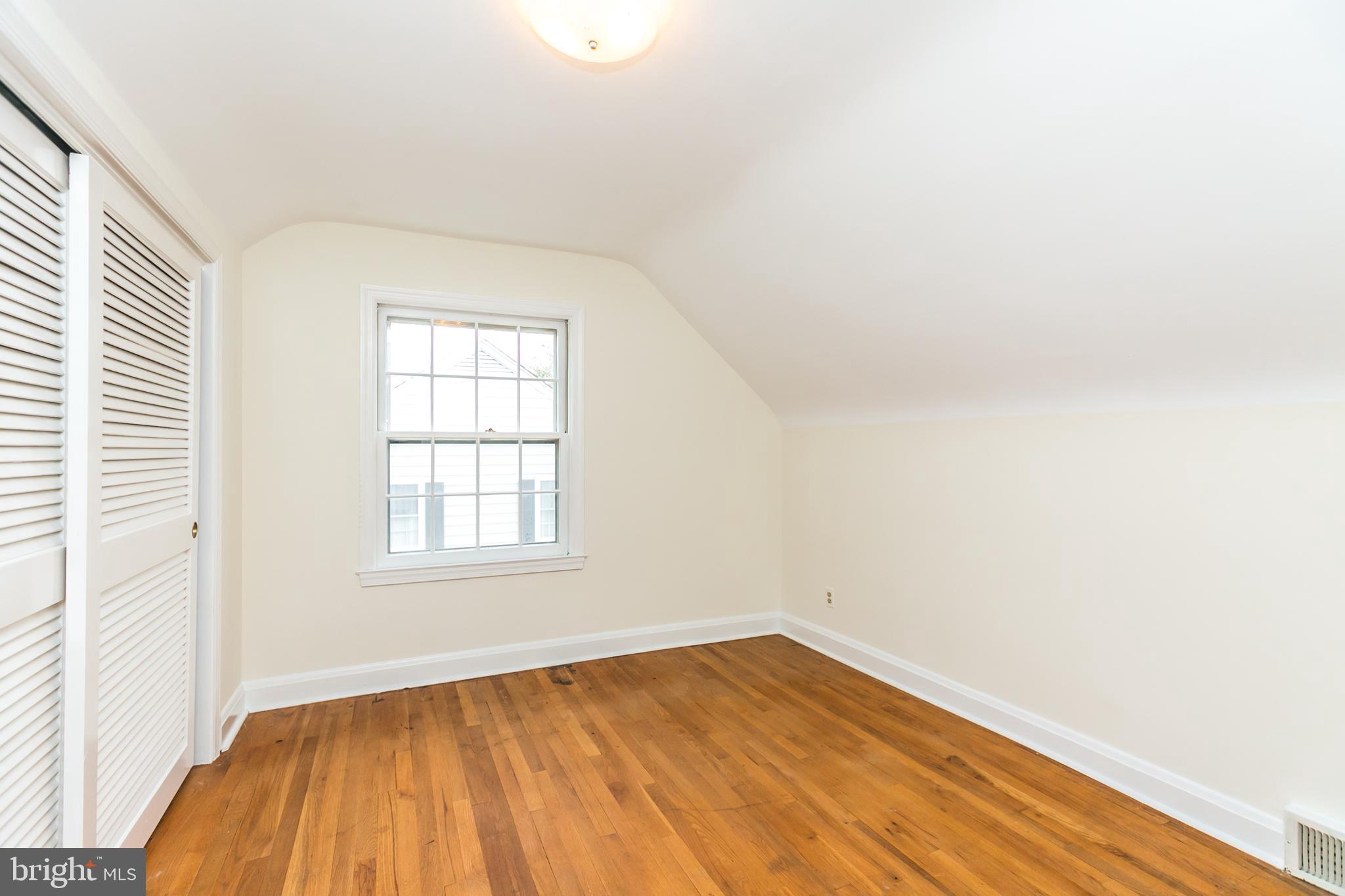 611 Piccadilly Road Baltimore, MD 21204 - Photo 27 of 41 Bedroom 4