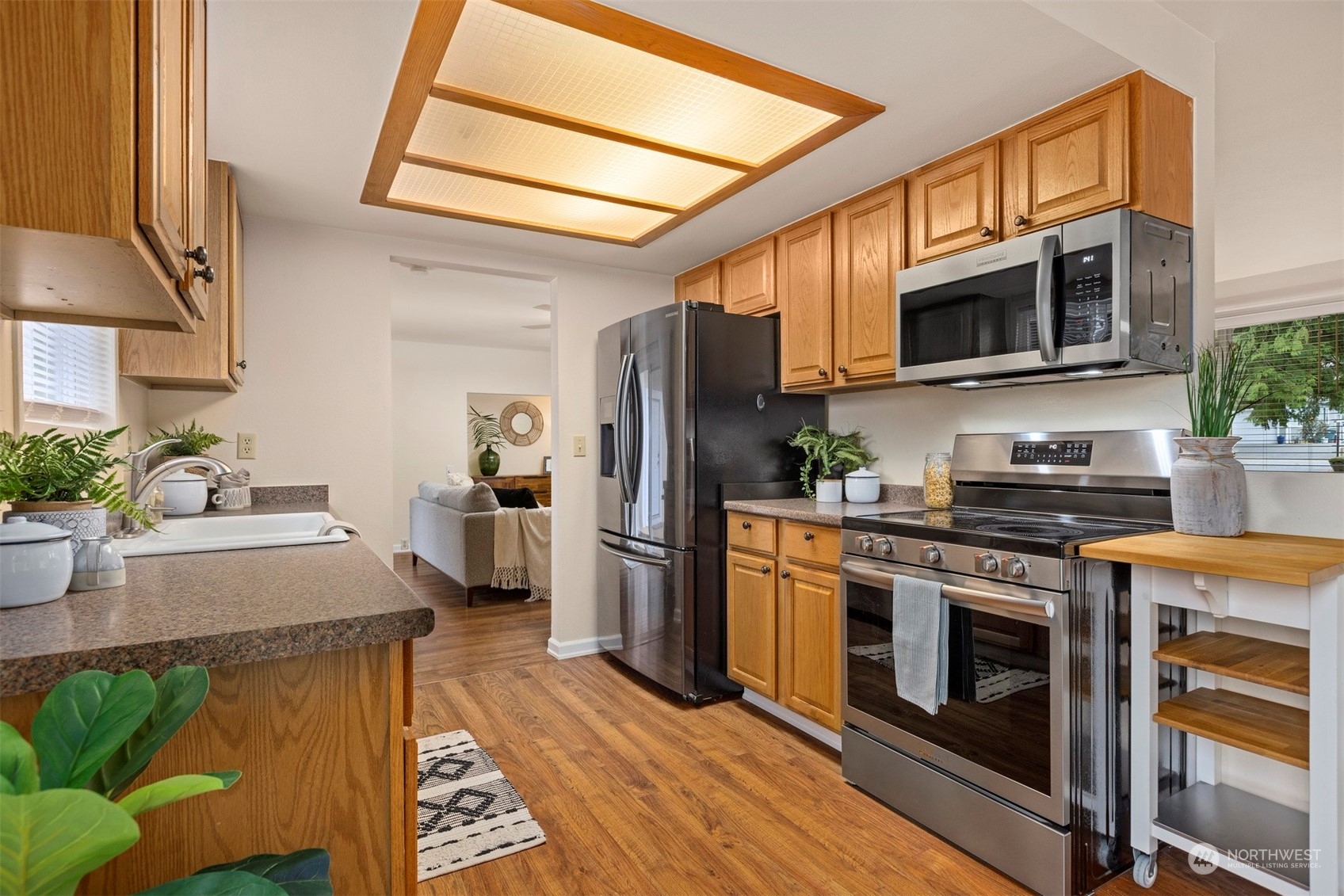 2378 Yew Street Road Bellingham, WA 98229 - Photo 13 of 39 Gallery Image 13