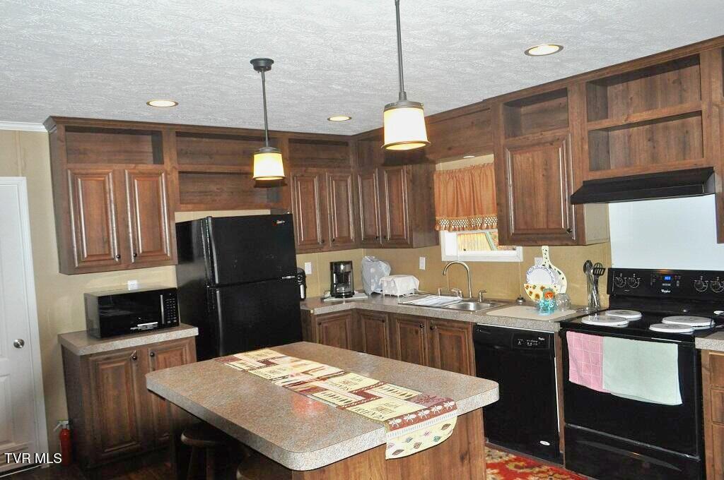 6004 Powell River Road Norton, VA 24273 - Photo 5 of 13 kitchen