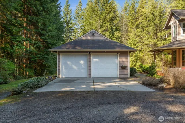 $1,699,000 | 8625 353rd Avenue Northeast, Carnation, WA 98014